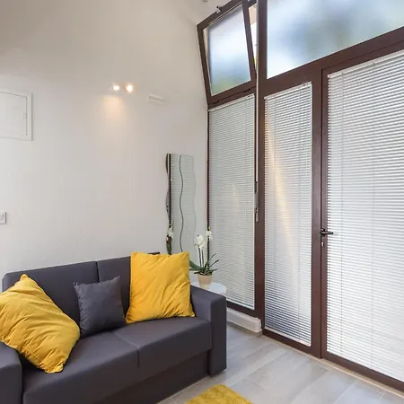 Apartments Pomet - Premium Duplex Studio With City View Puhiera アパート ドゥブロブニク